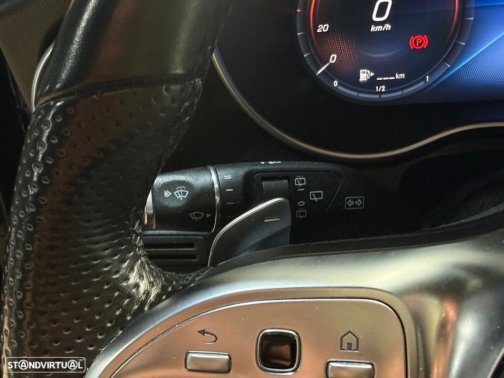 Mercedes-Benz GLC 300 de 4Matic 9G-TRONIC AMG Line - 24