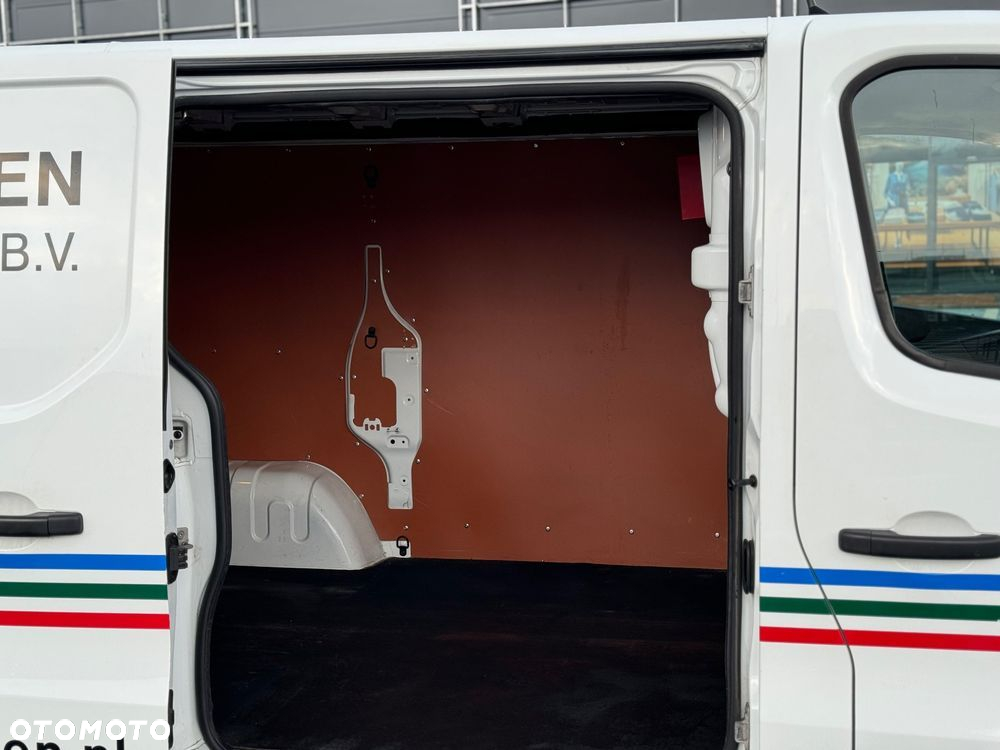 Opel Vivaro - 14