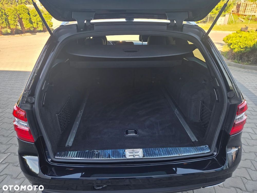 Mercedes-Benz Klasa E 250 BlueEFFICIENCY 7G-TRONIC Avantgarde - 21