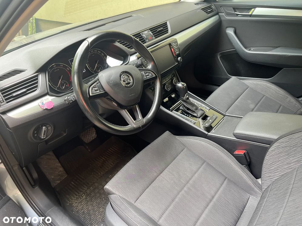 Skoda Superb 1.4 TSI ACT Ambition DSG - 9
