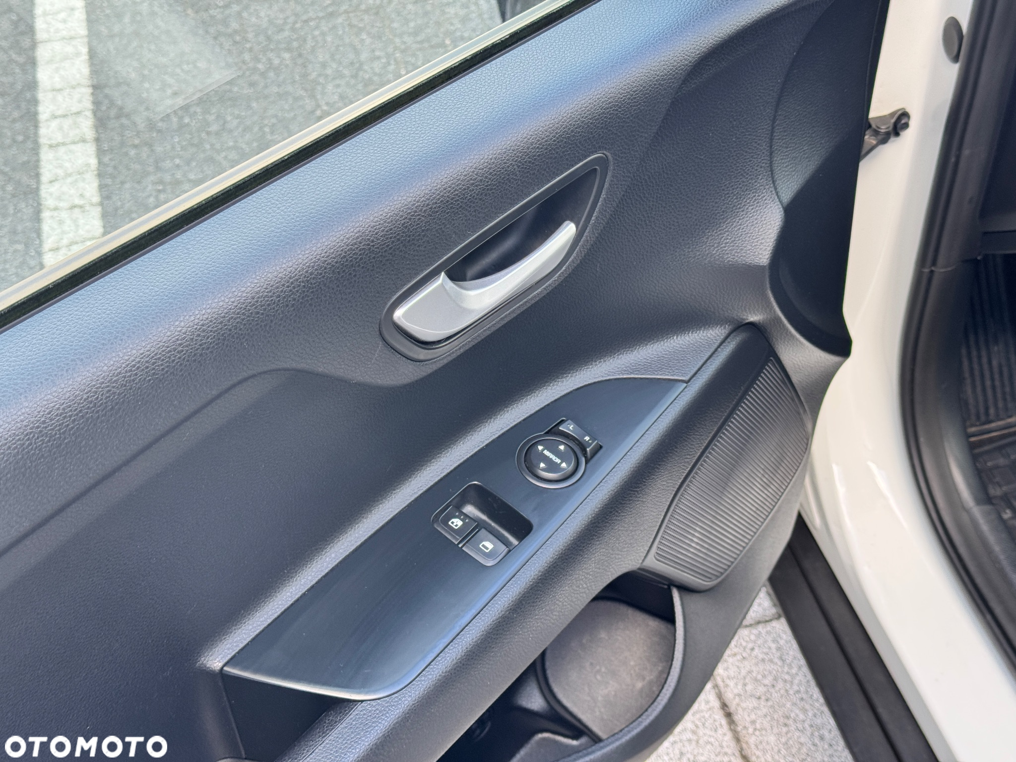 Kia Stonic 1.2 M - 12