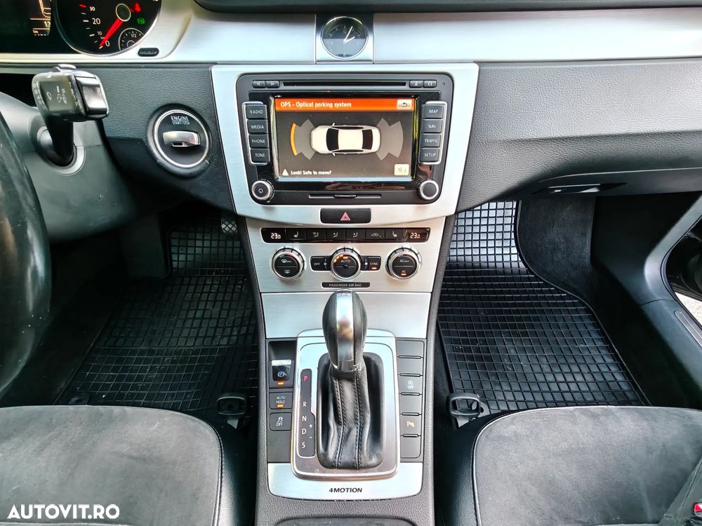 Volkswagen Passat 2.0 TDI BlueMotion Tehnology 4Motion Highline DSG - 12