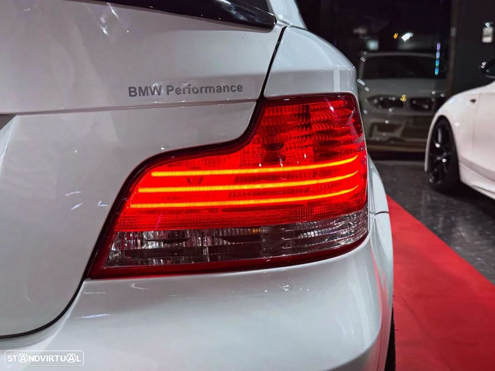 BMW 120 d Pack M — fotografia 19