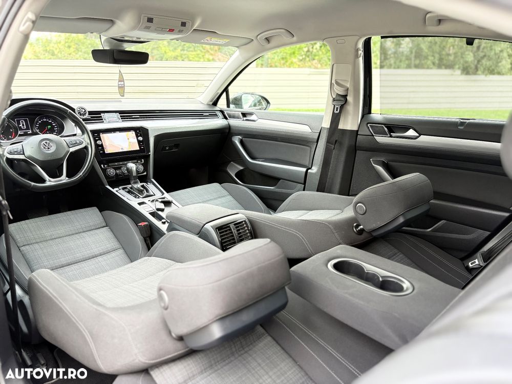 Volkswagen Passat Variant 2.0 TDI DSG (BlueMotion Technology) Comfortline - 19