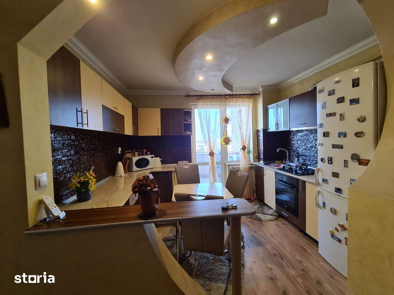 Închiriez apartament tipD cu 3 camere pe Nufărului vis a vis de Lotus — fotografia 1