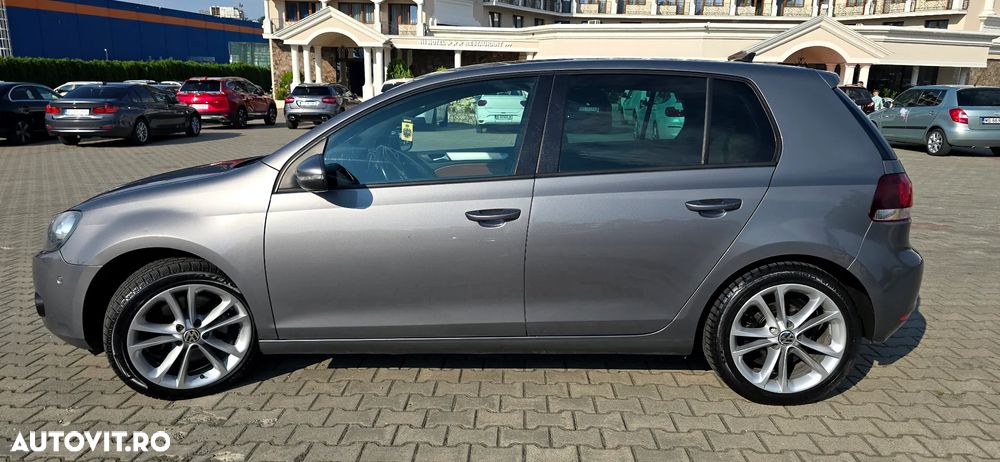Volkswagen Golf 1.4 TSI Individual - 2