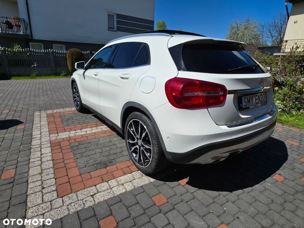 Mercedes-Benz GLA 220 CDI 4-Matic - 18