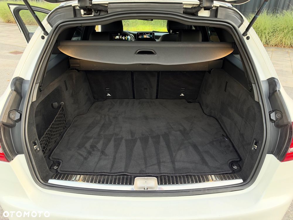 Mercedes-Benz Klasa C 300 d 9G-TRONIC AMG Line - 30