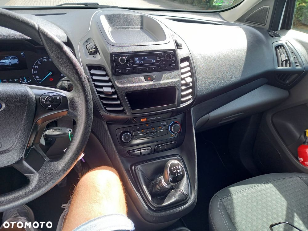 Ford Transit Connect - 15