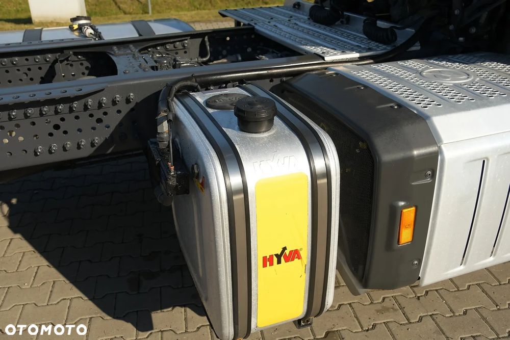 Mercedes-Benz Actros 1845 Stream Space - 19