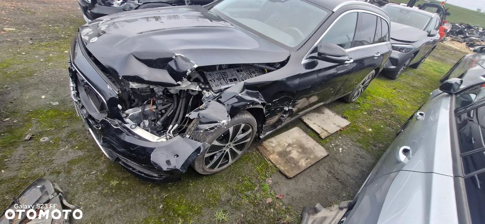 Mercedes-Benz Klasa E 220 d 4Matic 9G-TRONIC Avantgarde - 9