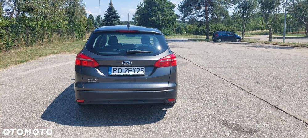 Ford Focus 1.6 Trend Sport - 5