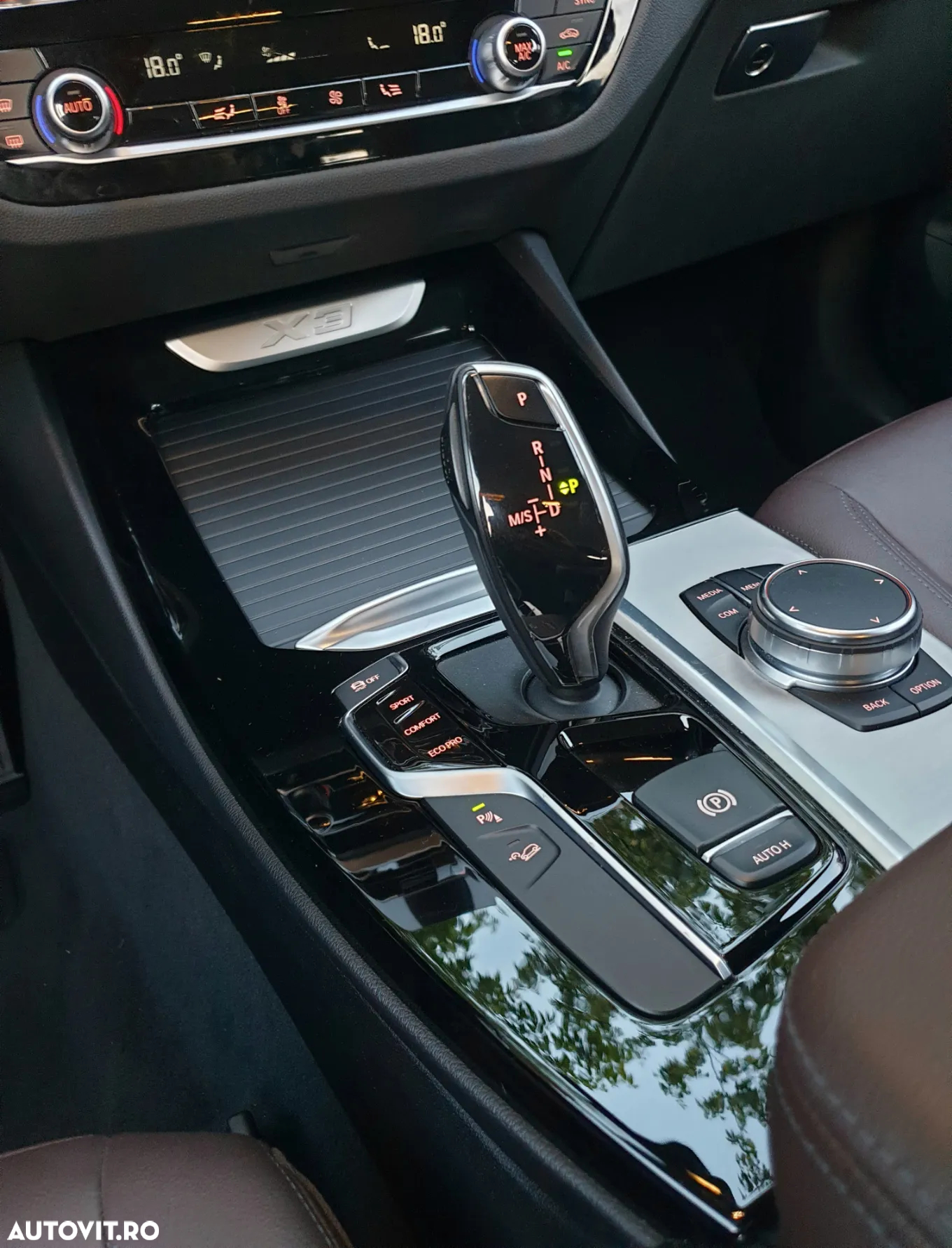BMW X3 xDrive20d AT Luxury Line - 10