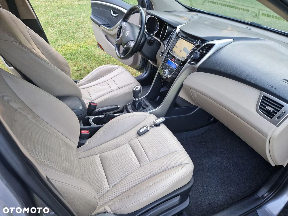 Hyundai i30 - 18