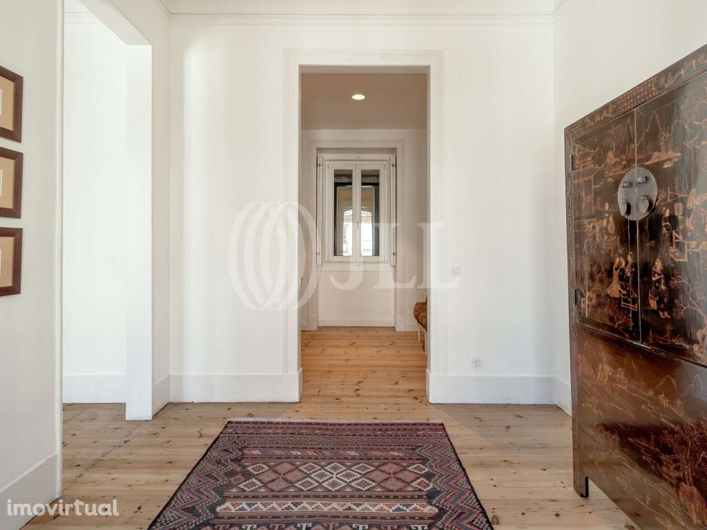 Apartamento T2 com varanda, no Príncipe Real, Lisboa - Grande imagem: 4/19