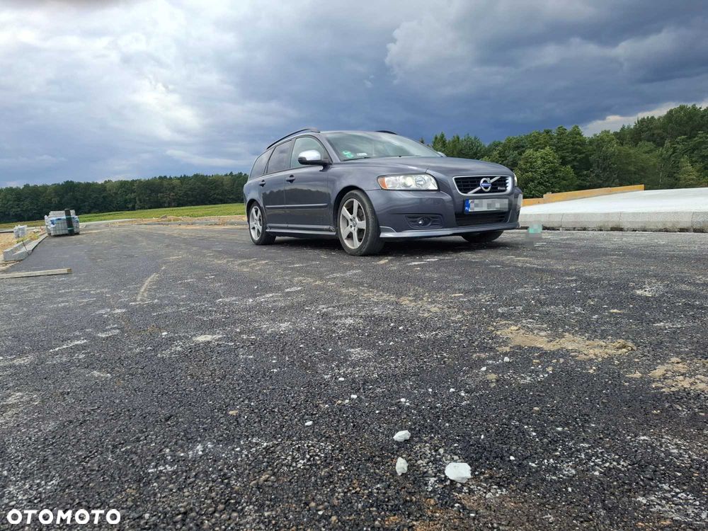 Volvo V50 - 1