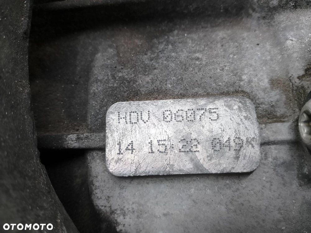 SKRZYNIA BIEGÓW MANUALNA VW PASSAT B6 HDV 2.0 TDI - 6
