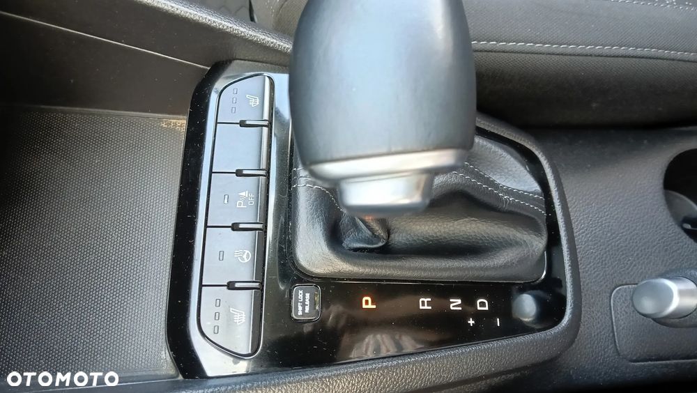 Kia Stonic 1.4 L - 16