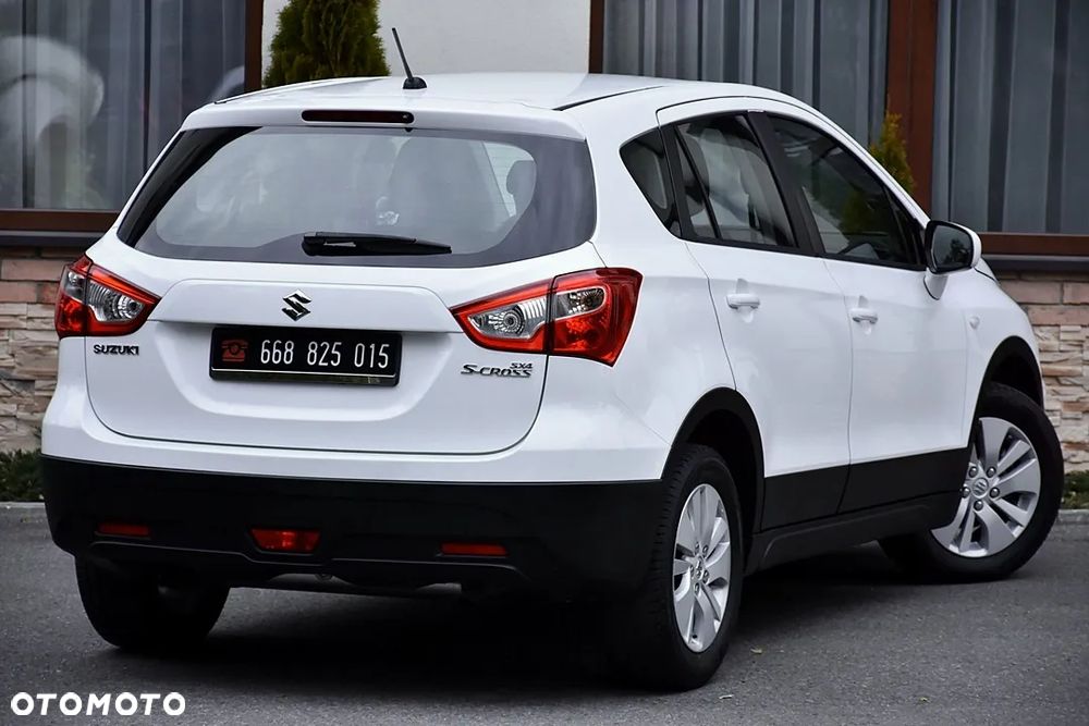 Suzuki SX4 S-Cross 1.6 Premium - 4