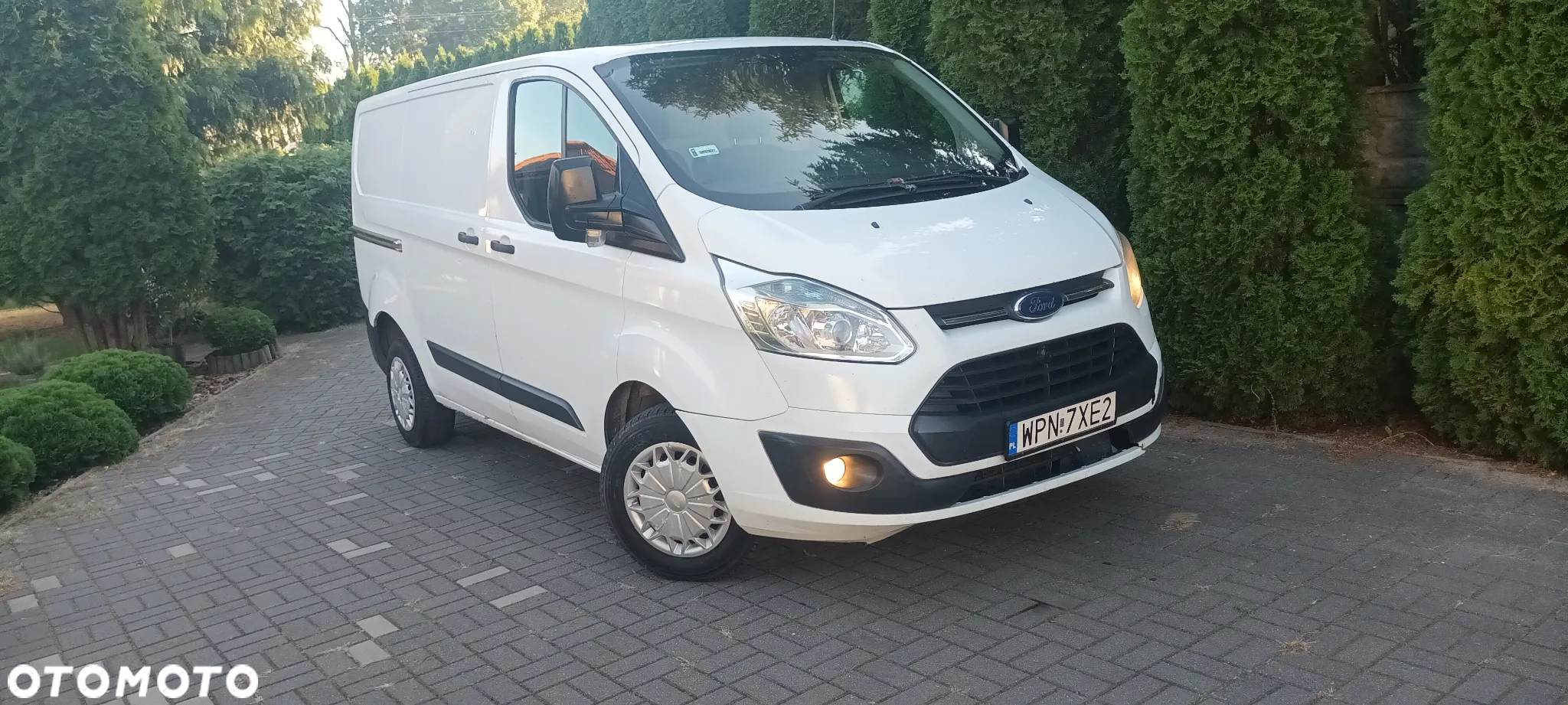 Ford TRANSIT CUSTOM - 4