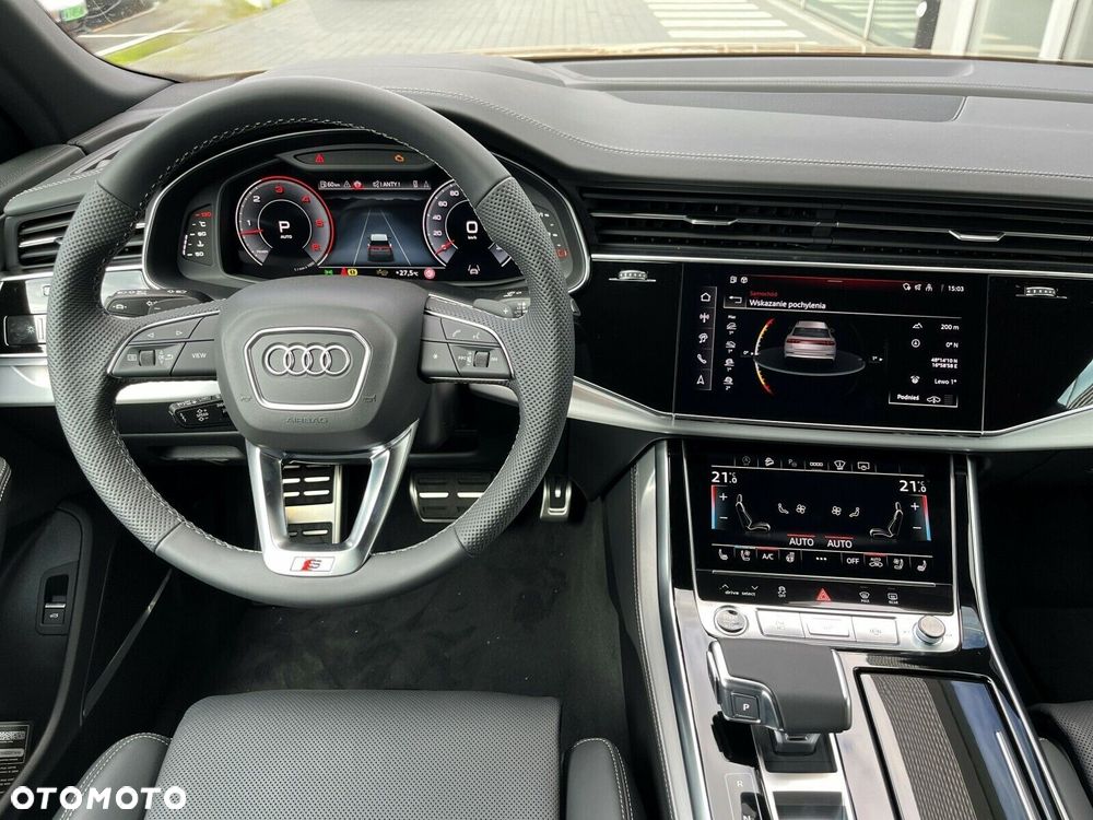 Audi Q8 - 24