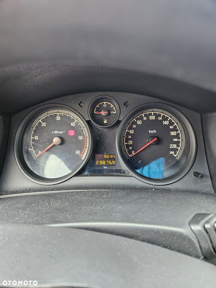 Opel Astra 1.3 CDTI - 7