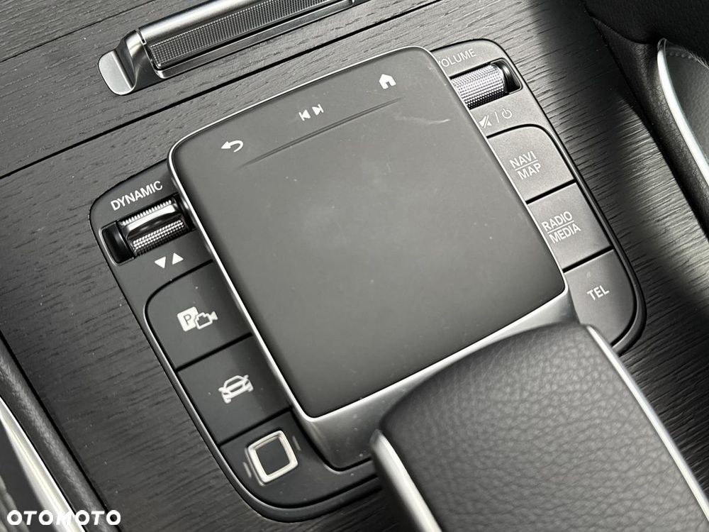 Mercedes-Benz GLE 300 d mHEV 4-Matic AMG Line - 20