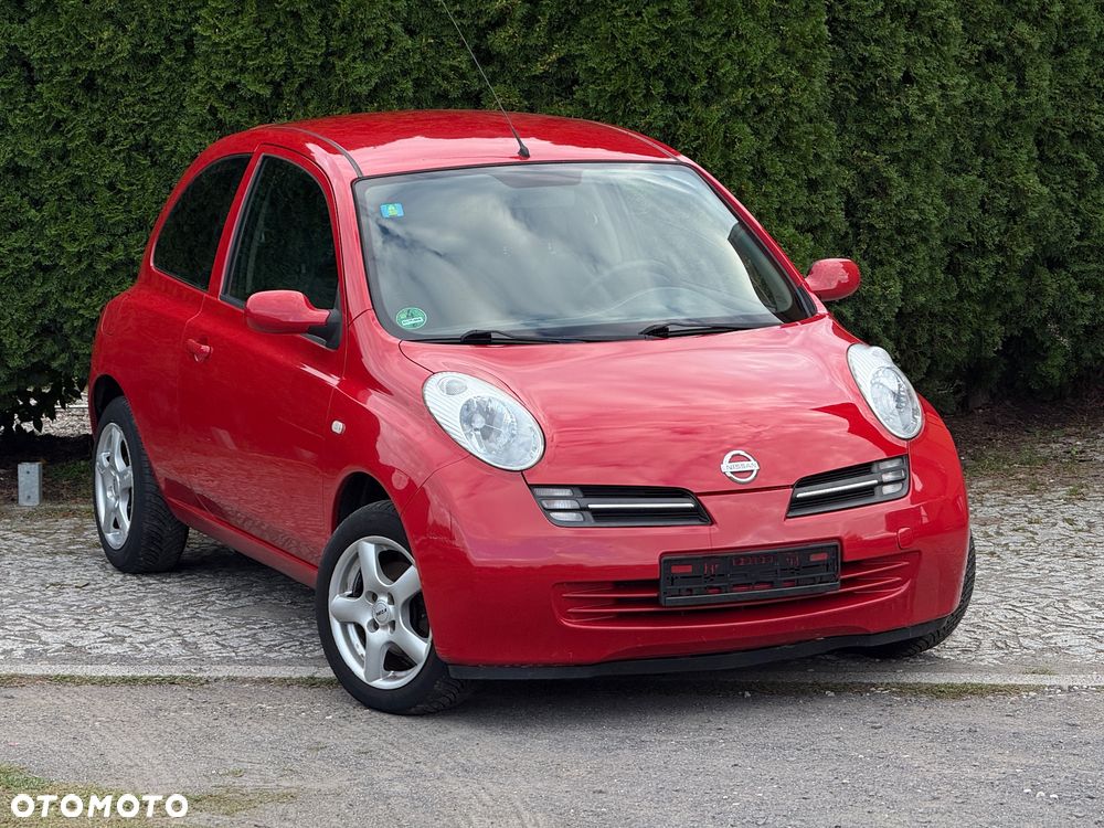 Nissan Micra - 1