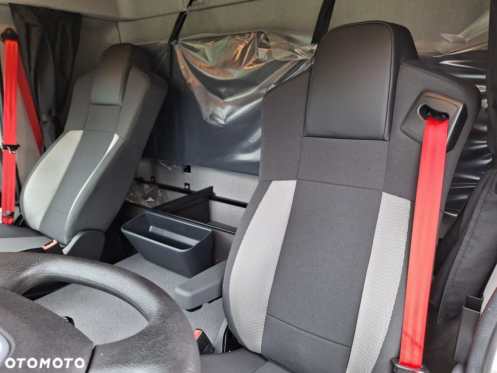 Renault TRUCKS D16 - 12