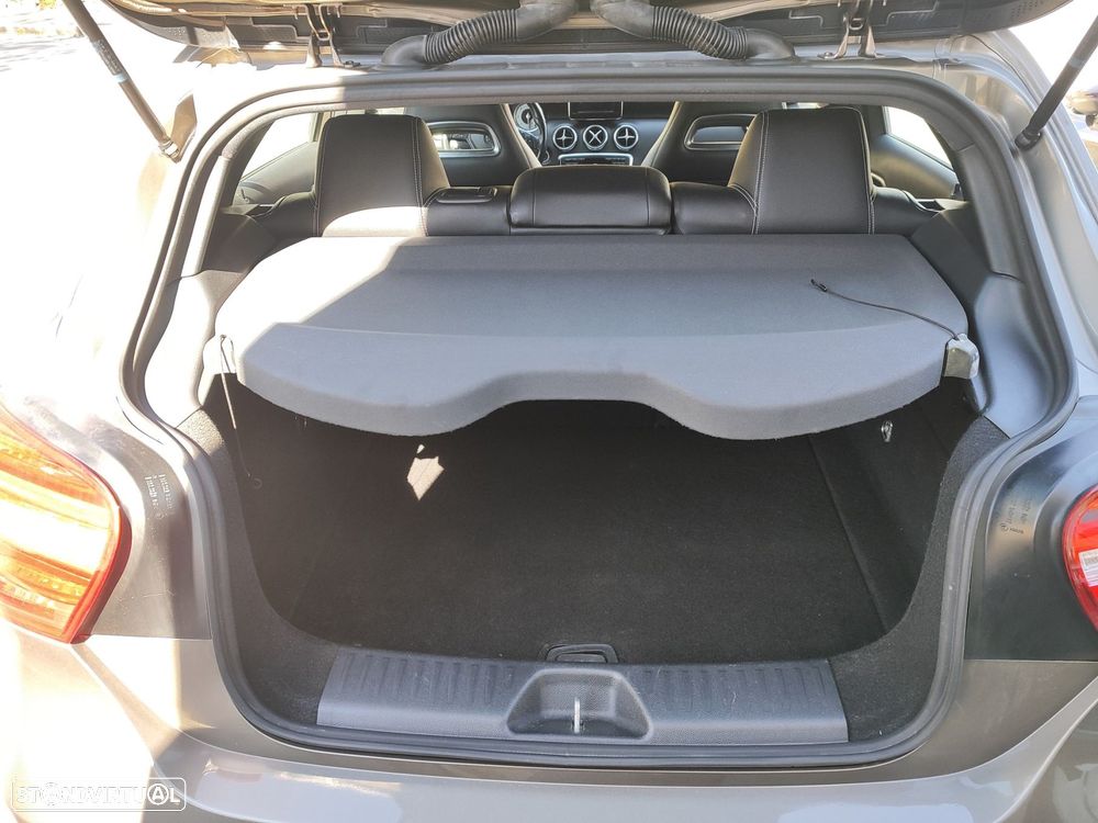 Mercedes-Benz A 180 d - 11