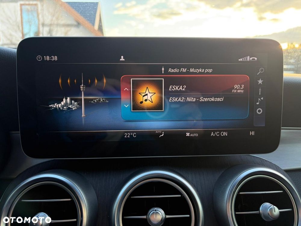 Mercedes-Benz Klasa C 300 4Matic 9G-TRONIC AMG Line Plus - 22