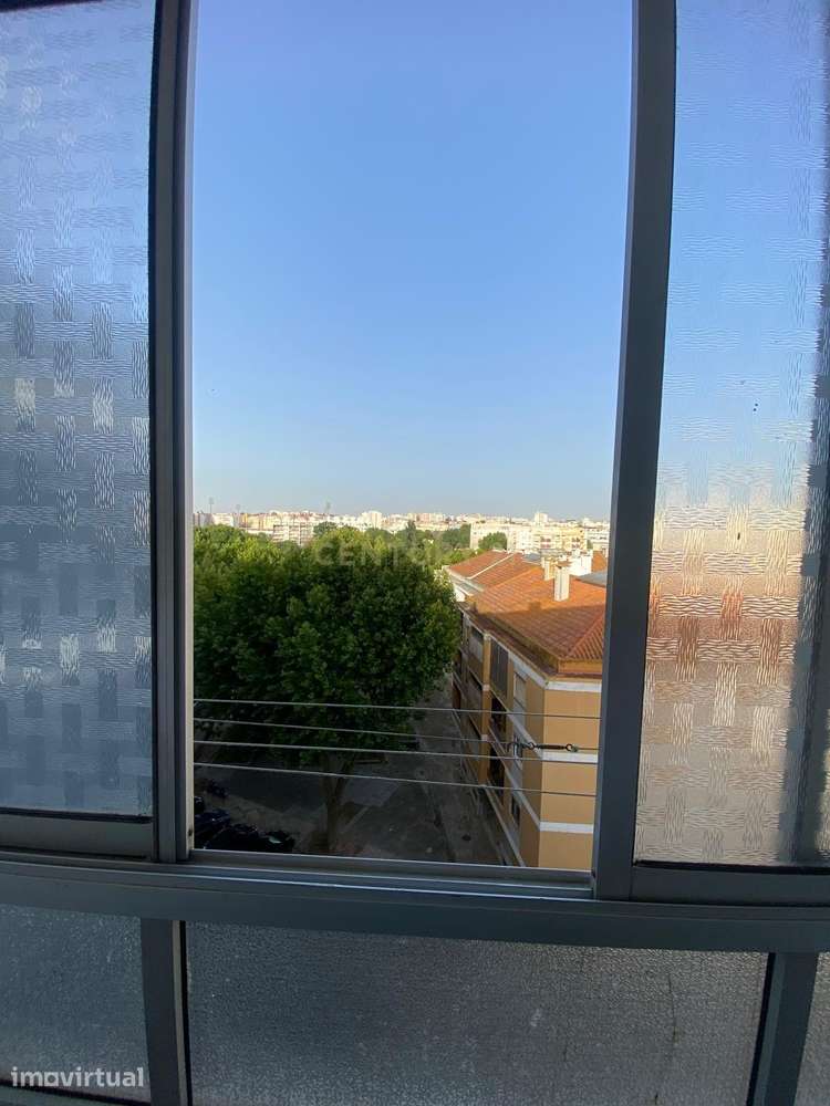 Apartamento T2 em Setúbal com Excelente Localização - Grande imagem: 5/30