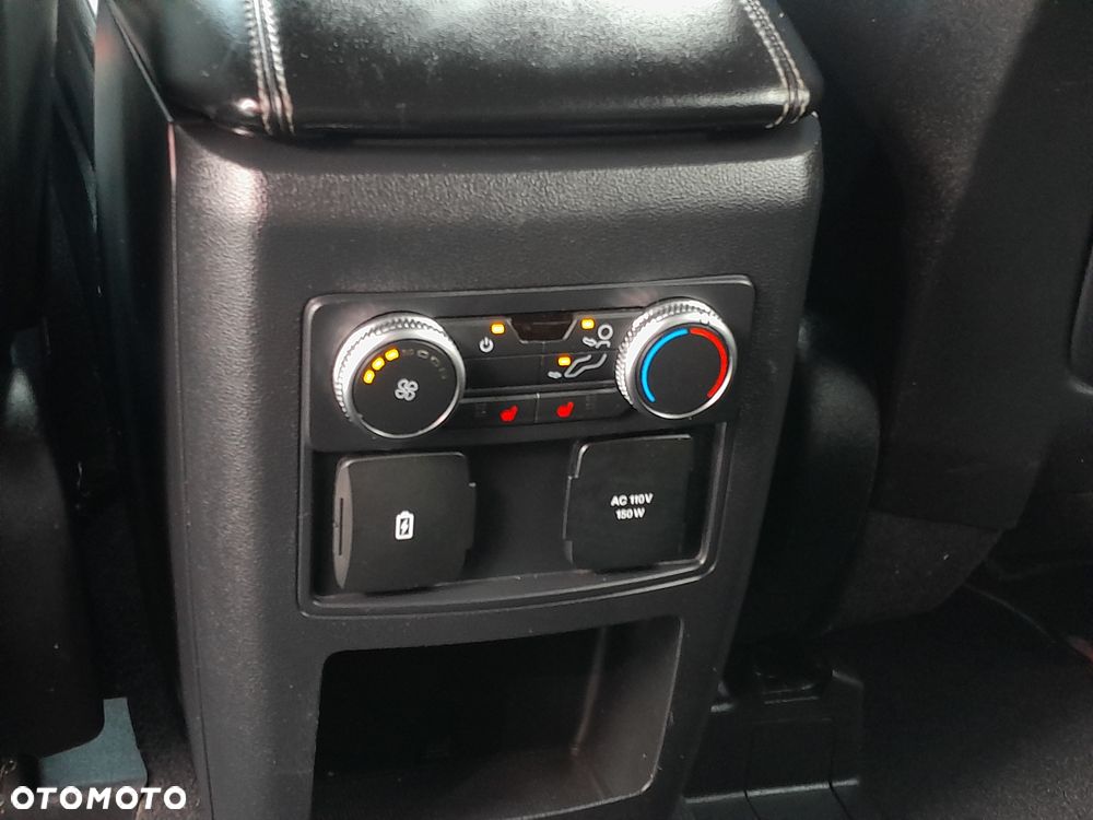 Ford Explorer - 21