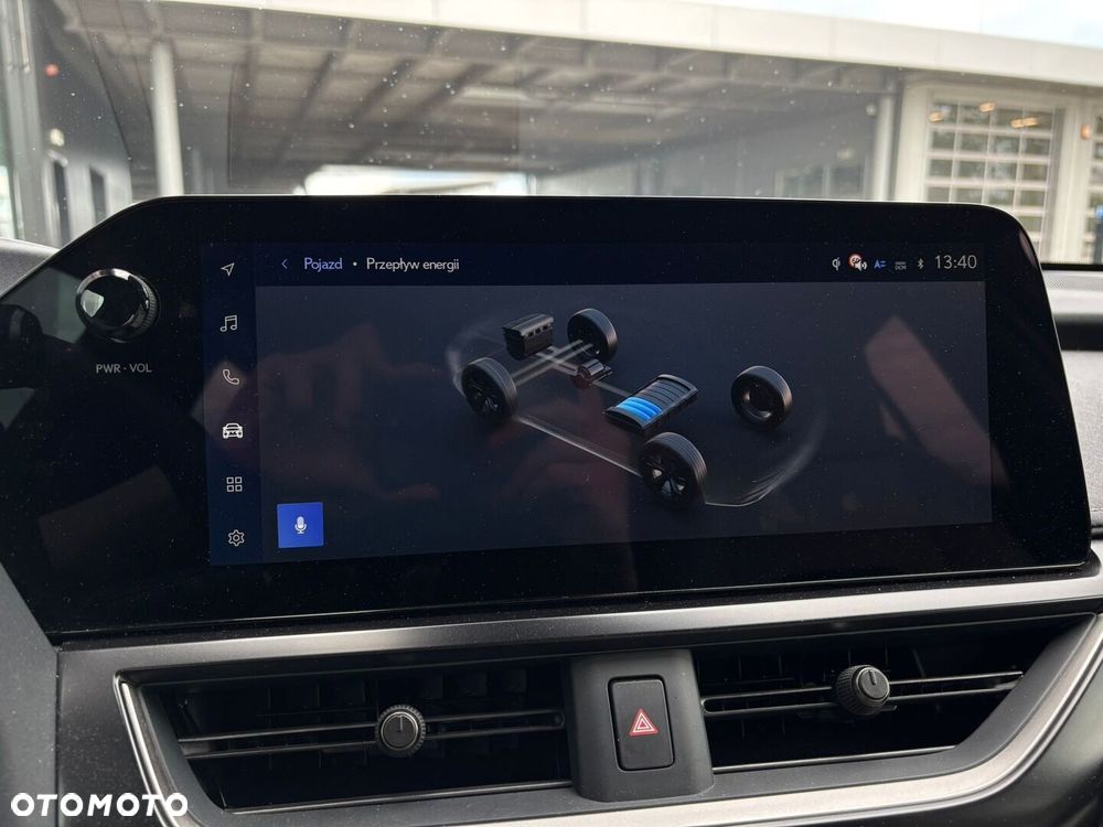 Lexus UX 300h F Sport Design - 17