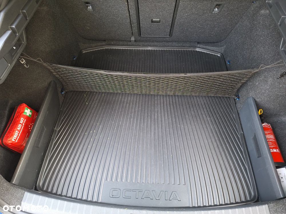 Skoda Octavia 1.5 TSI ACT Sportline - 21