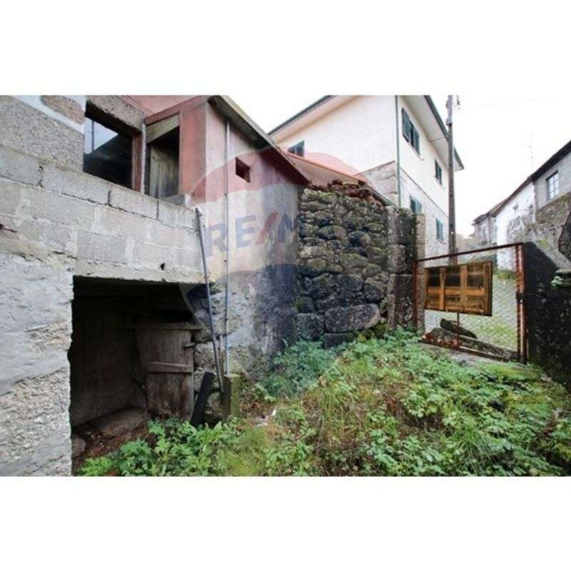 Moradia T3 para venda - Grande imagem: 2/9