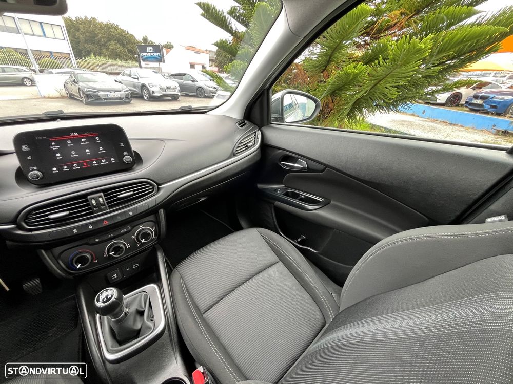 Fiat Tipo Station Wagon 1.3 M-Jet Mirror - 45