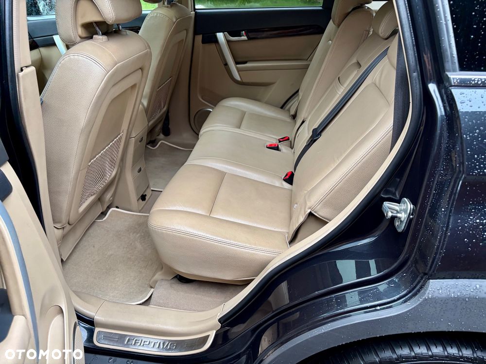 Chevrolet Captiva 2.0 d LT high - 26