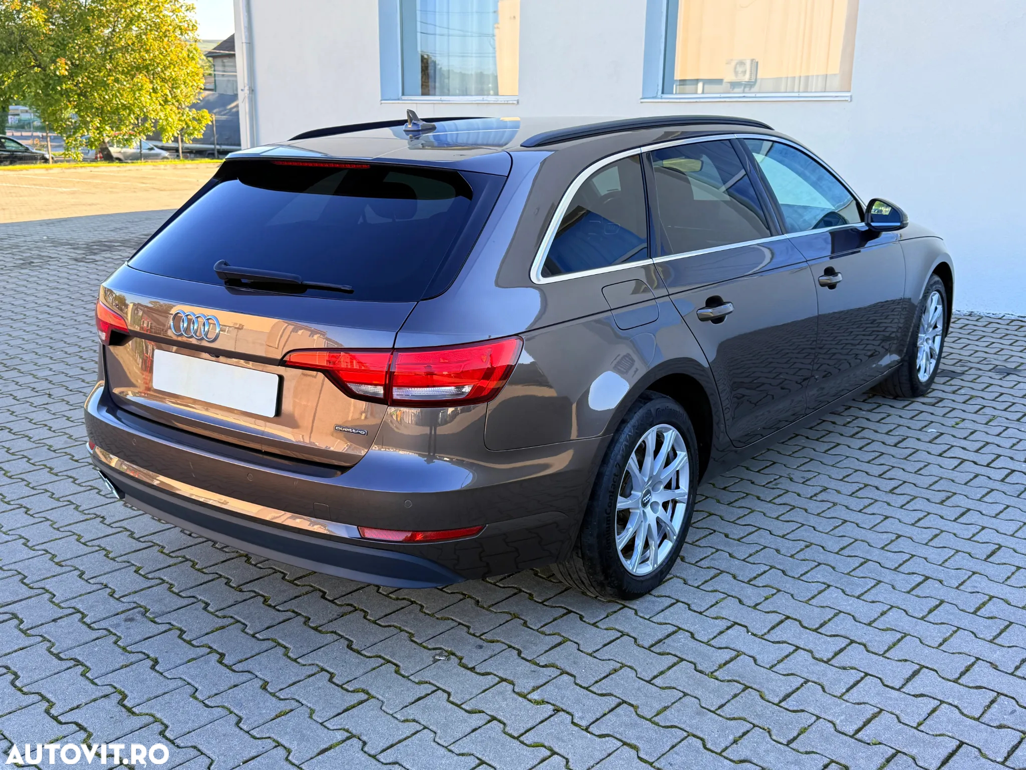 Audi A4 Avant 2.0 TDI S tronic quattro - 3