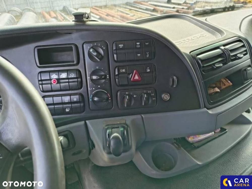 Mercedes-Benz Actros - 17