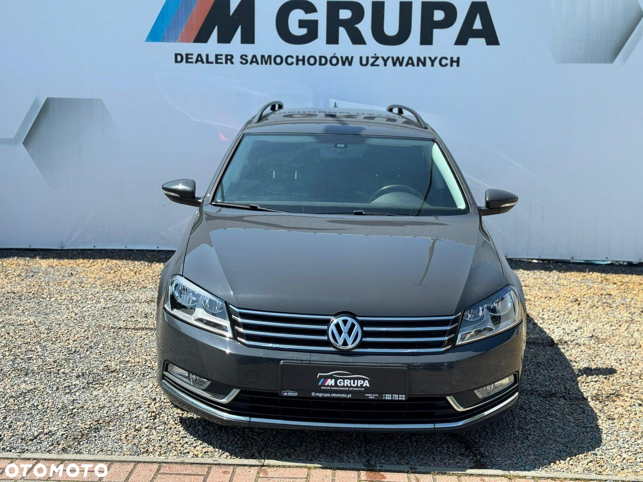 Volkswagen Passat - 4