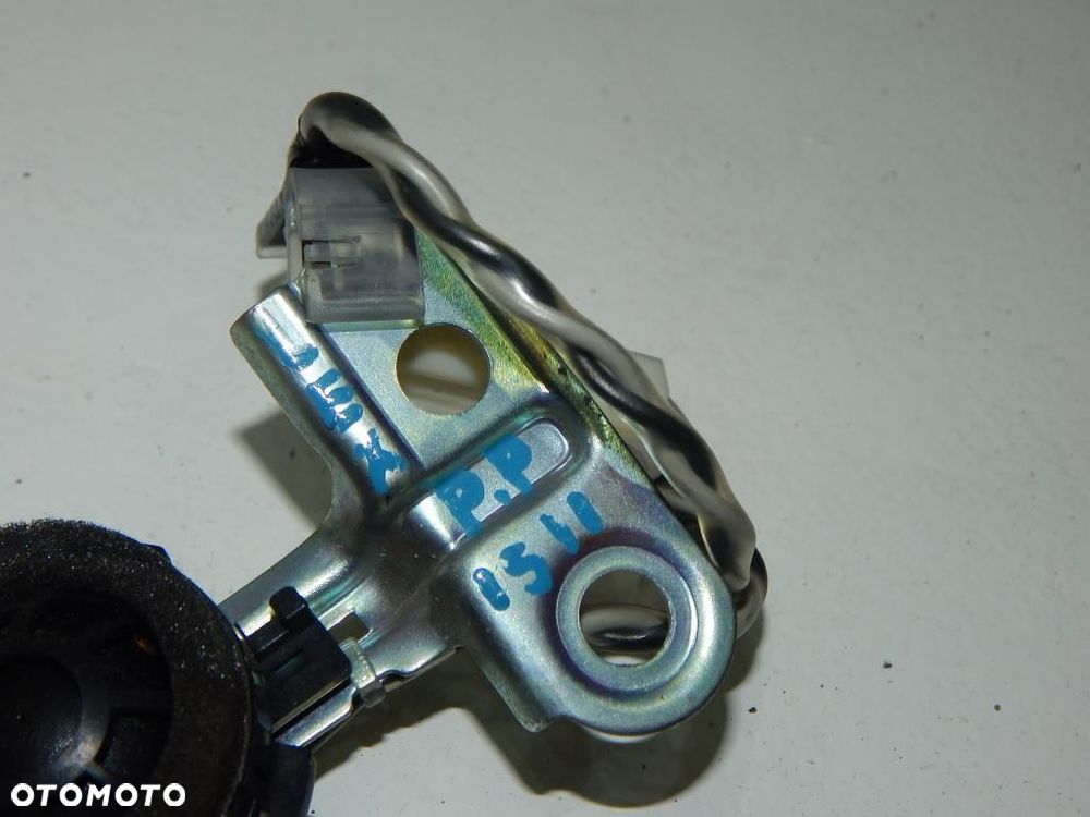 GŁOŚNIK PRAWY PRZÓD LEXUS IS 220 - 2