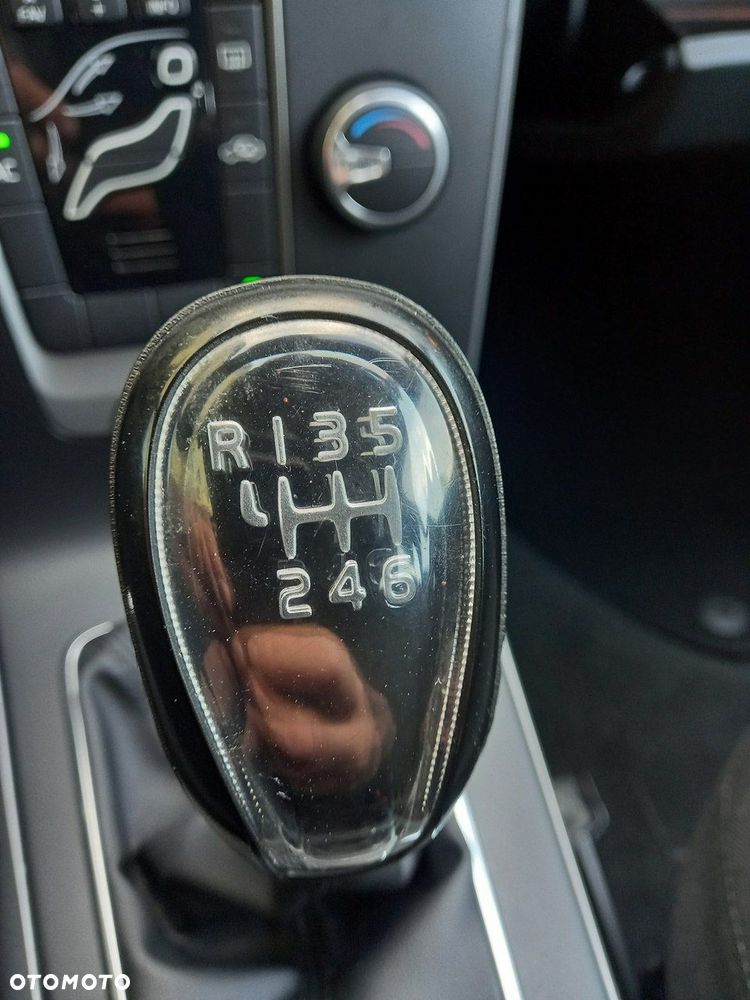 Volvo V40 D2 Kinetic - 35