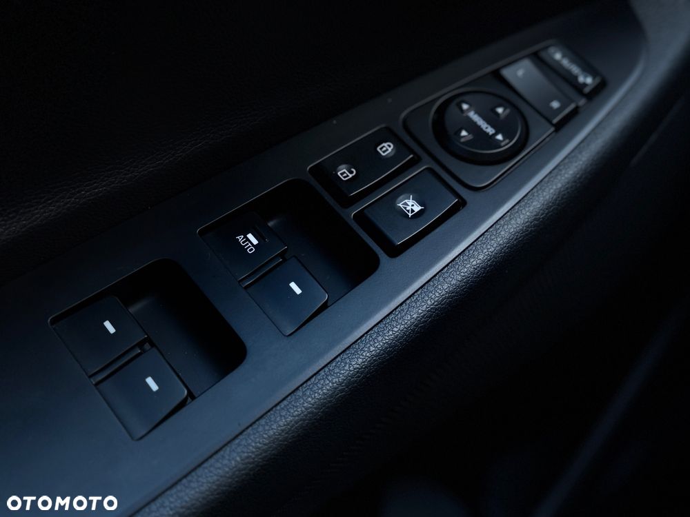 Hyundai Tucson 1.7 CRDI BlueDrive Comfort 2WD DCT - 17