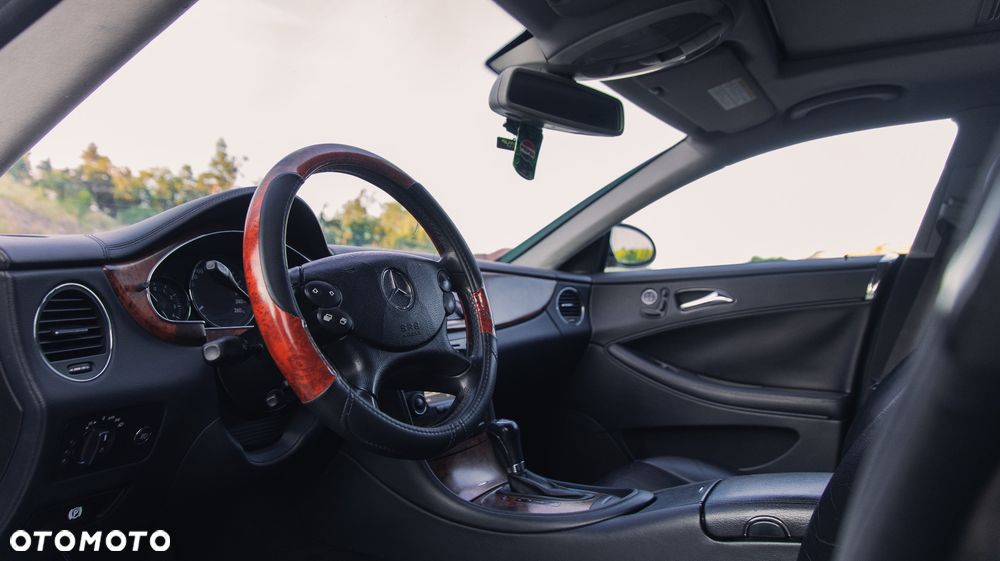 Mercedes-Benz CLS - 27