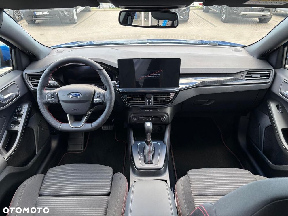 Ford Focus 1.0 EcoBoost mHEV ST-Line X - 33