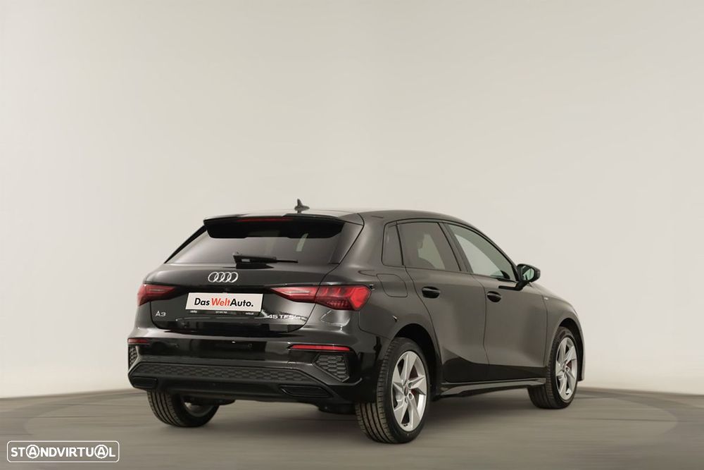 Audi A3 Sportback 45 TFSIe S line - 4