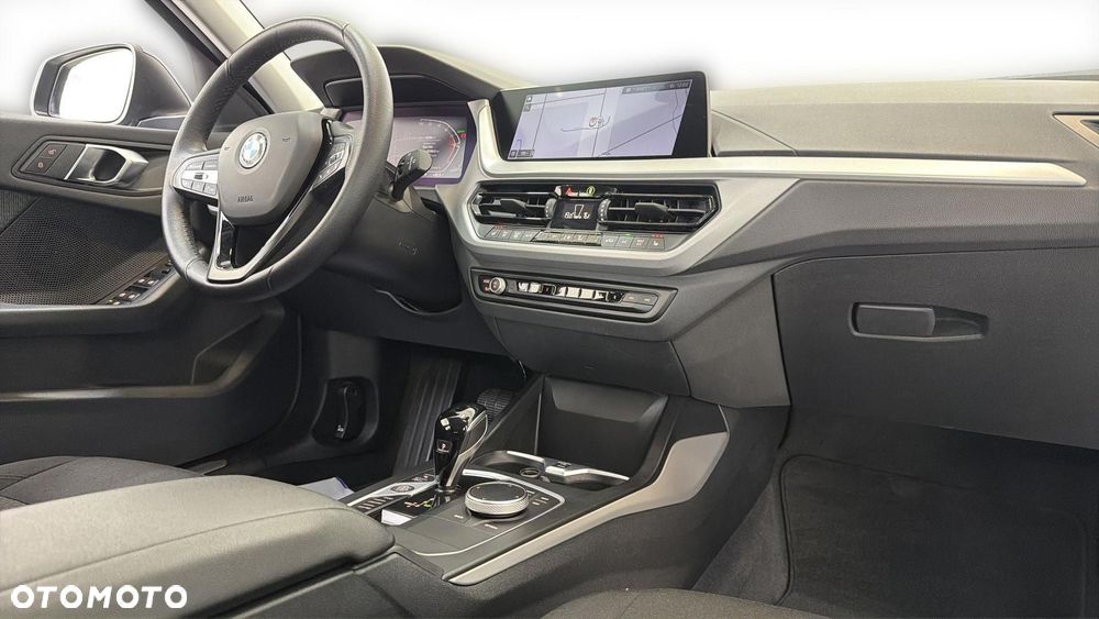 BMW Seria 1 118i Advantage - 31