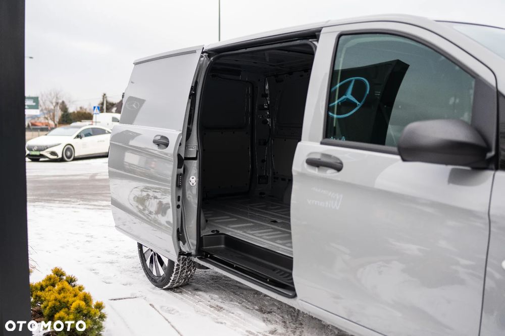 Mercedes-Benz Vito - 32