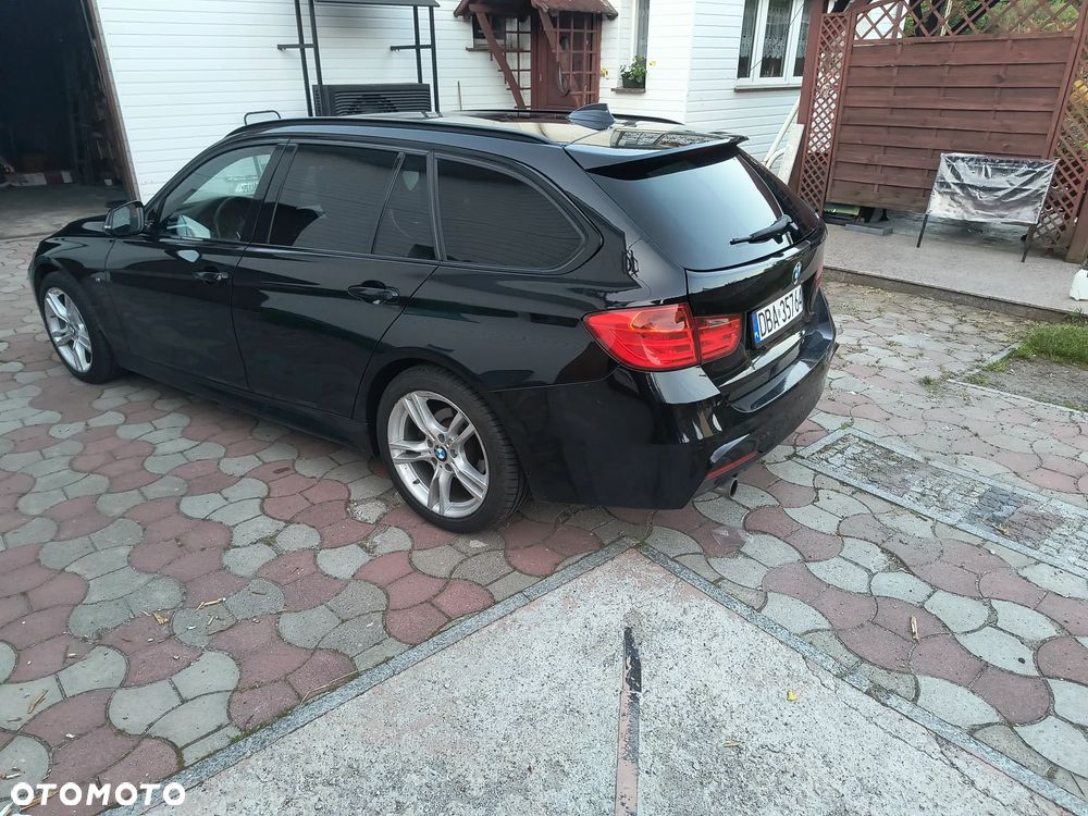 BMW Seria 3 318d xDrive M Sport - 15